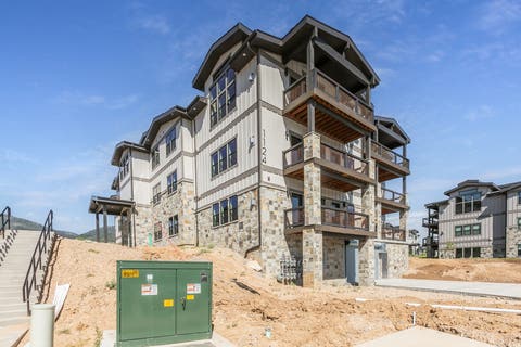 Condo For Rent - 1124 W Vos Cir #203<br/> Wasatch County, Heber City, UT 84032
