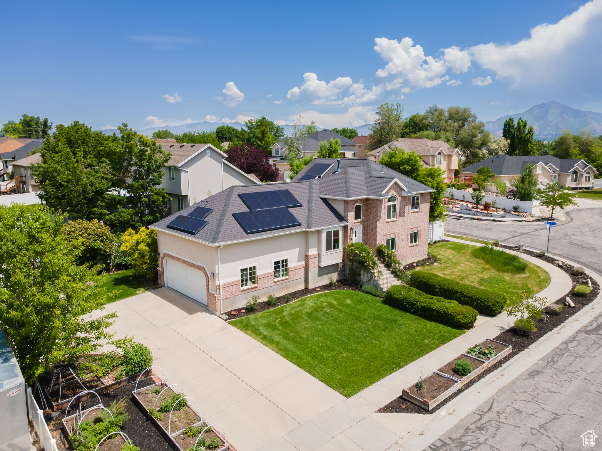 832 W Lerwill Ave, Taylorsville, Utah image 1