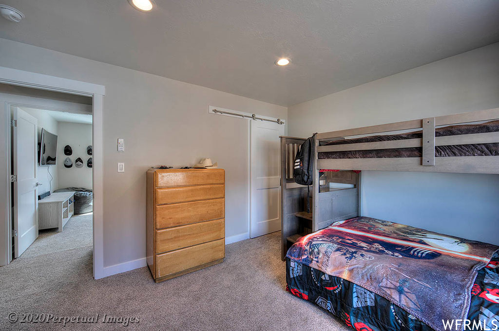 TRAIL HEAD - Residential