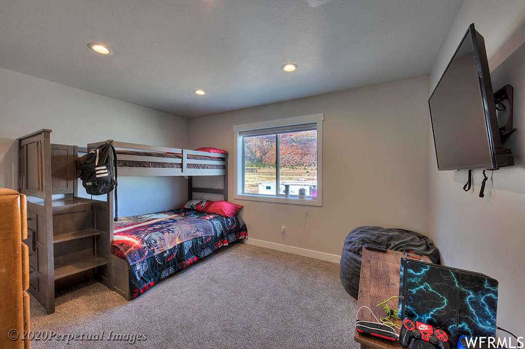 TRAIL HEAD - Residential