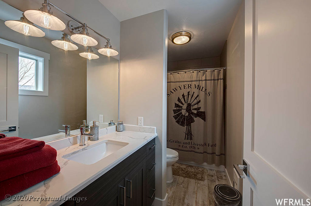 TRAIL HEAD - Residential