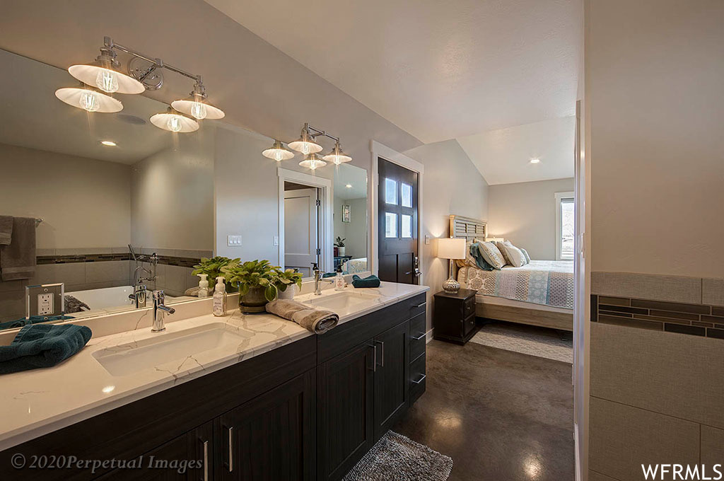 TRAIL HEAD - Residential