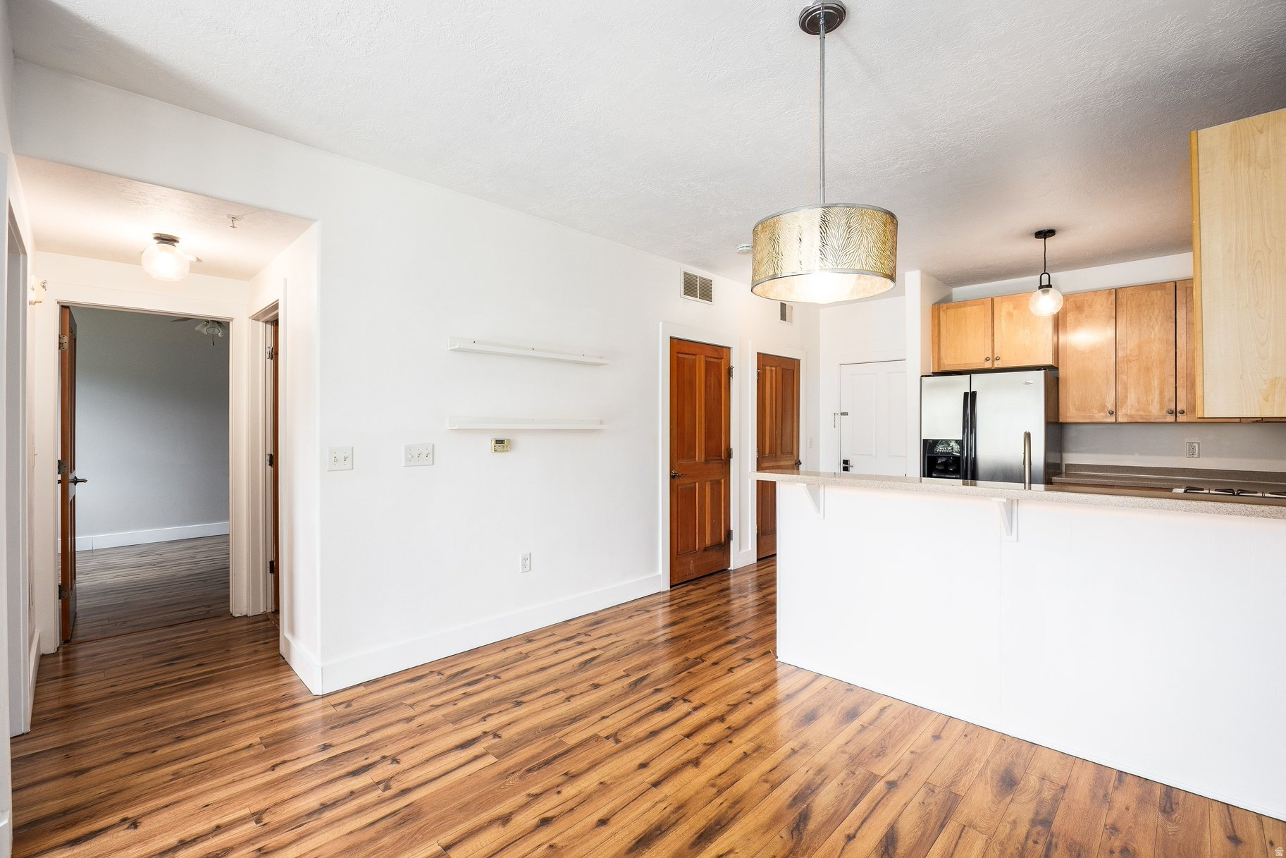 CRESTVIEW CONDOMINIUM PHASE 1 - Residential