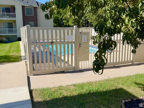 Tiny photo for 2095 S MAIN ST E #23, Bountiful, UT 84010 (MLS # 2116185)