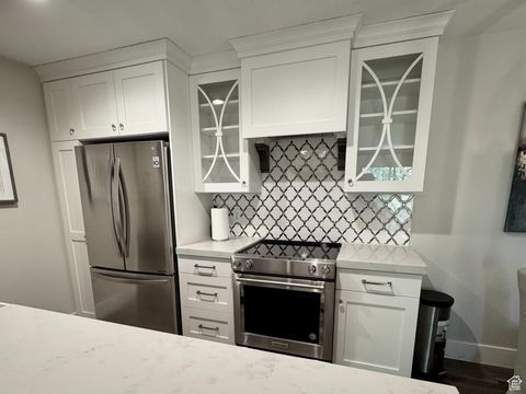 Tiny photo for 2095 S MAIN ST E #23, Bountiful, UT 84010 (MLS # 2116185)