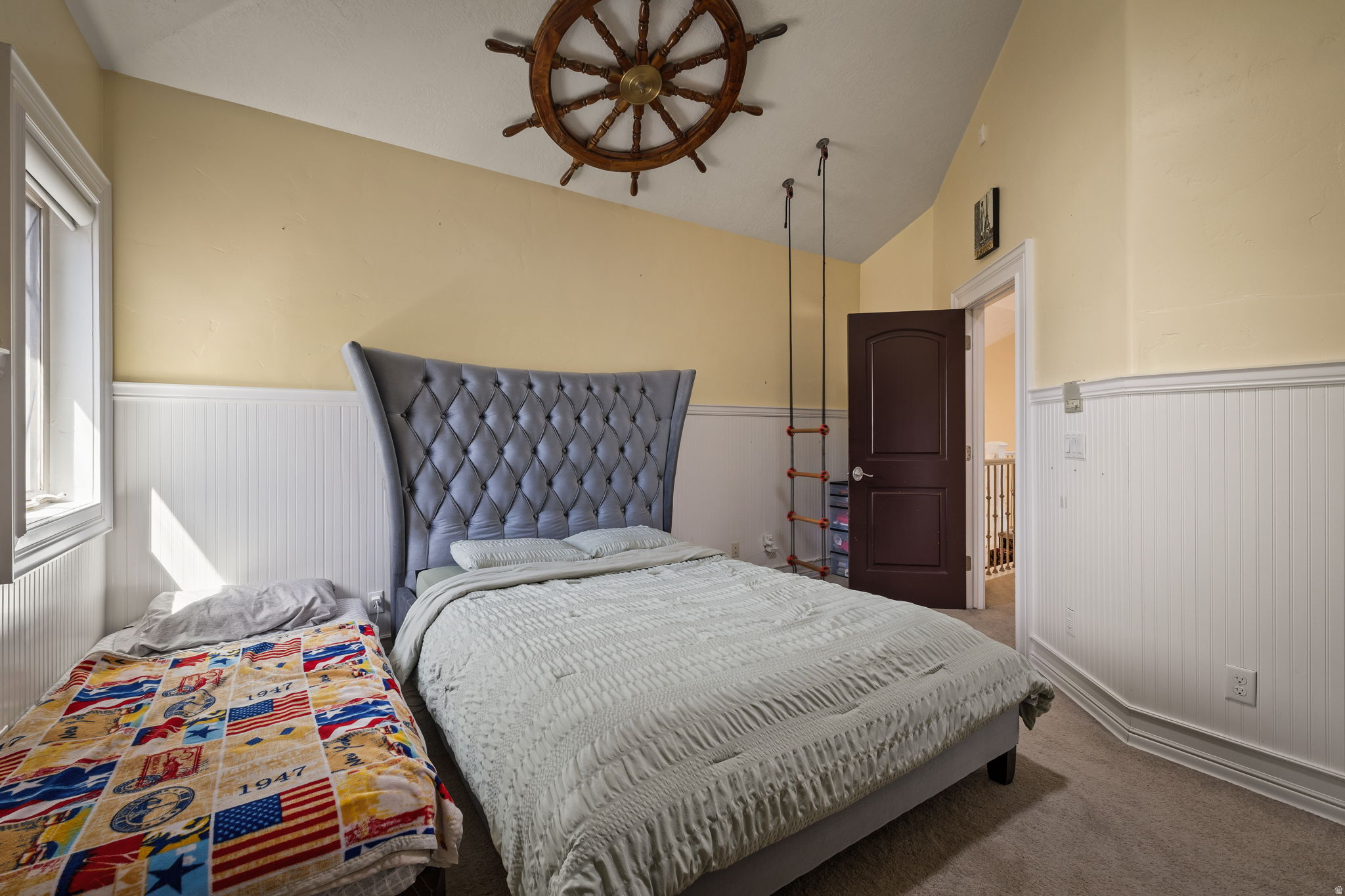 CORNER CANYON VISTA - Residential