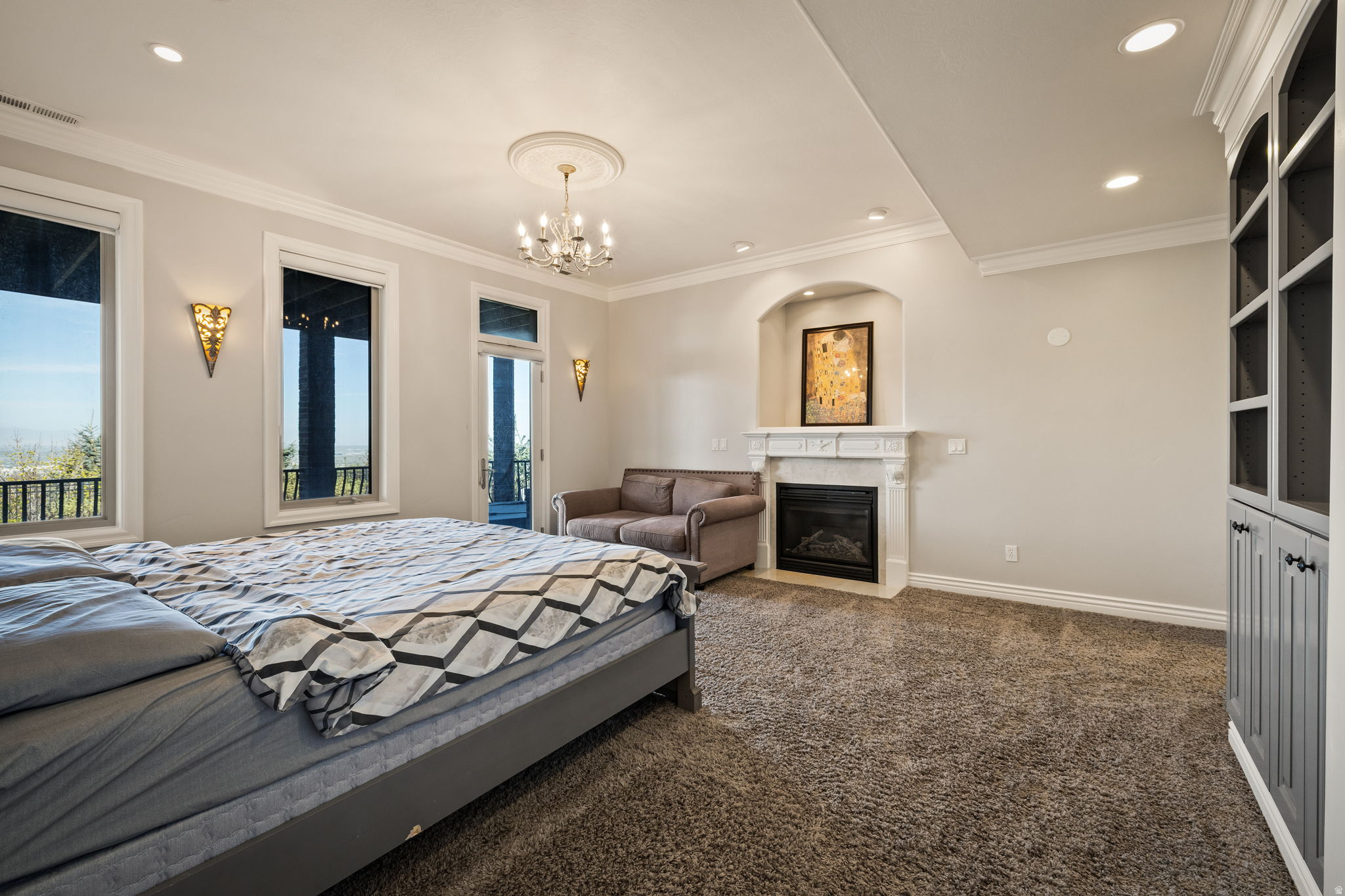 CORNER CANYON VISTA - Residential