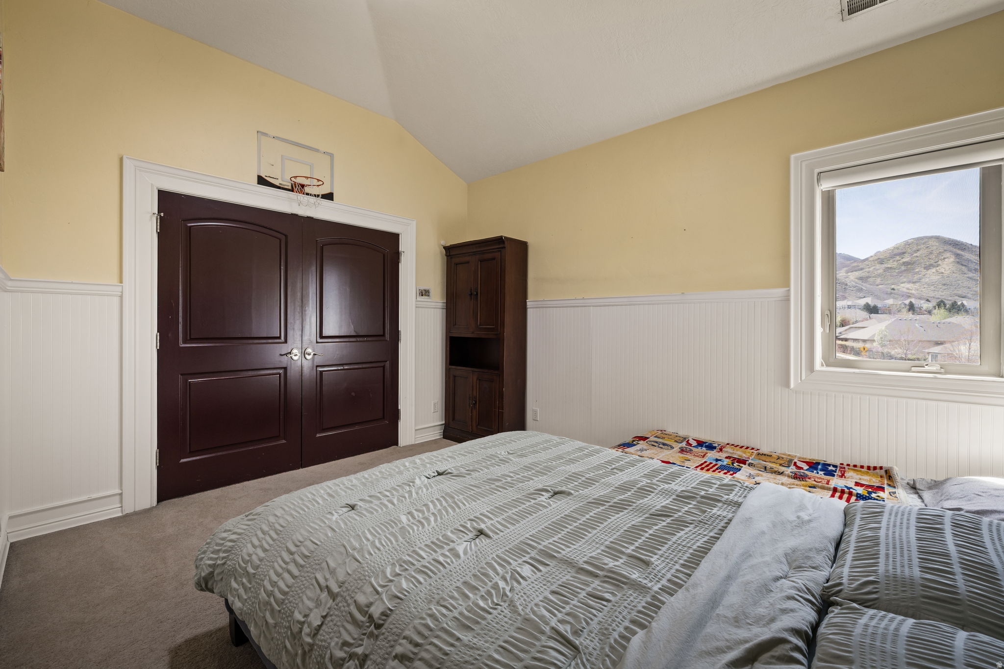 CORNER CANYON VISTA - Residential