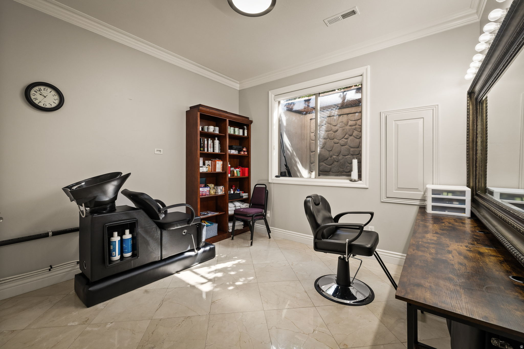 CORNER CANYON VISTA - Residential