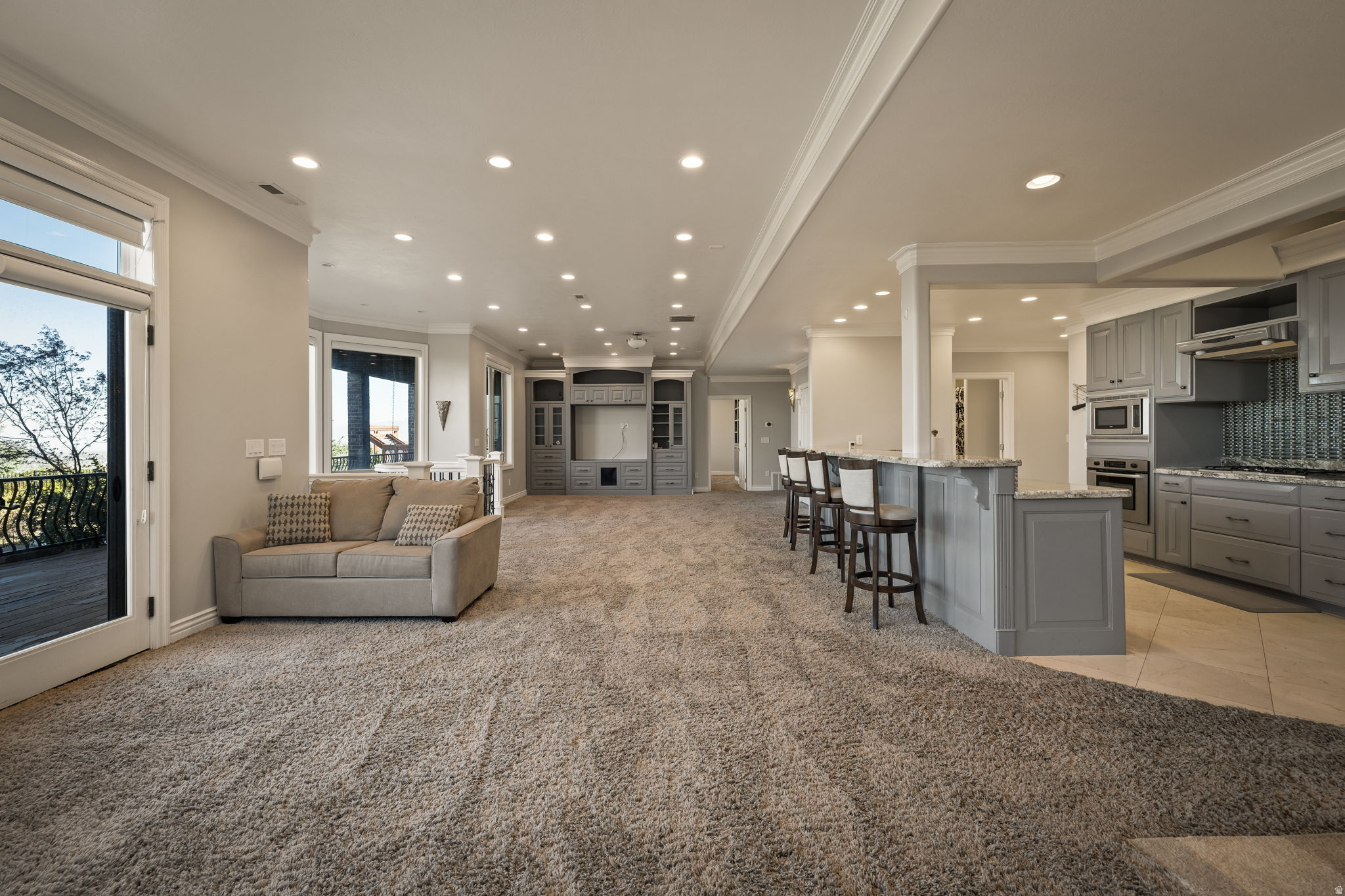 CORNER CANYON VISTA - Residential