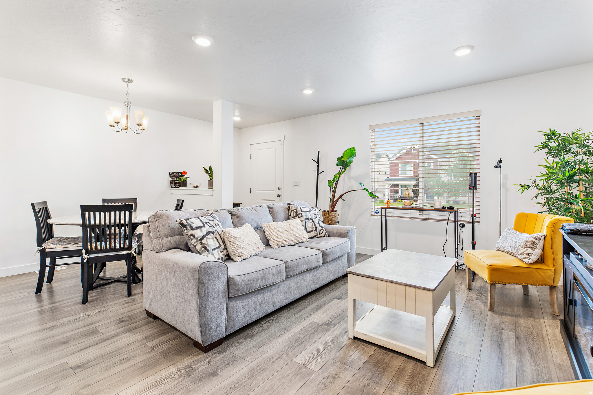 COLD SPRING RANCH - Residential