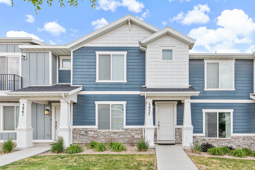 Move-in ready townhome has been immaculately maintained by the owner. Fridge included, south facing, located close to 2100 N in Lehi. Currently rented until end of June 2026.