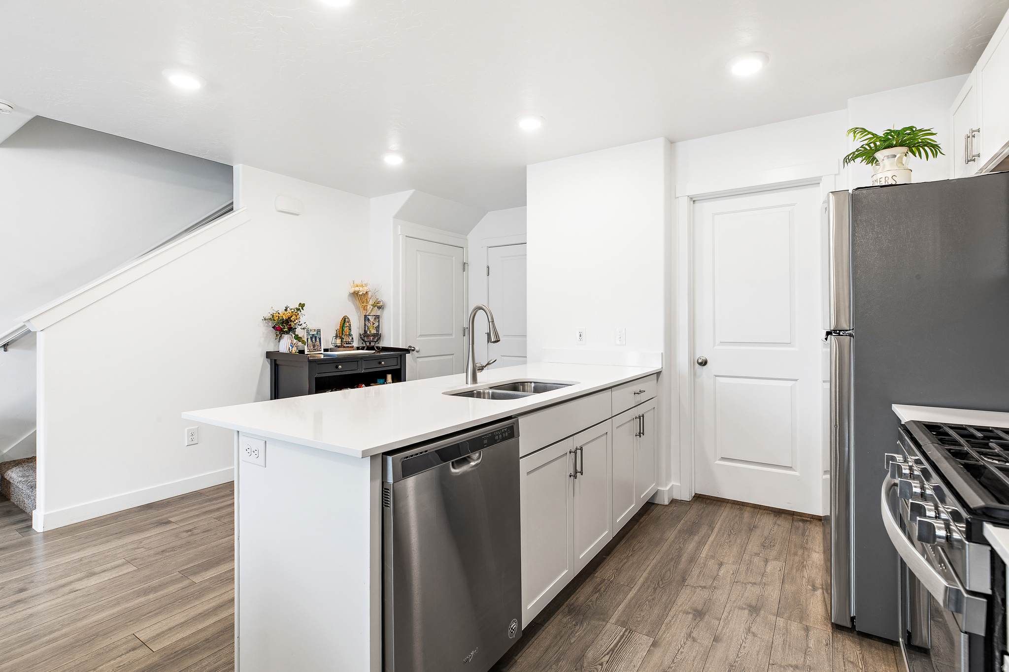 COLD SPRING RANCH - Residential