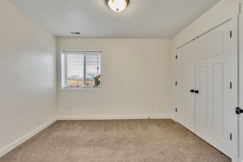 Tiny photo for 4095 E OAKLAND HILLS DR N, Eagle Mountain, UT 84005 (MLS # 2126862)