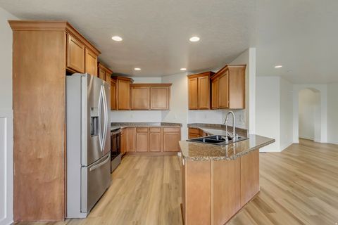 Tiny photo for 4095 E OAKLAND HILLS DR N, Eagle Mountain, UT 84005 (MLS # 2126862)