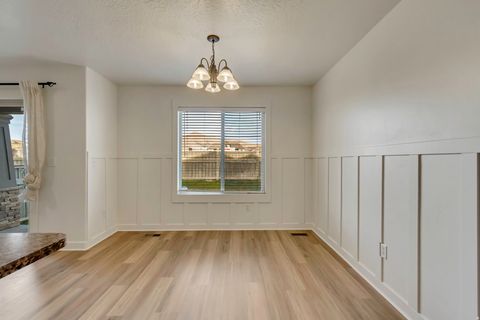 Tiny photo for 4095 E OAKLAND HILLS DR N, Eagle Mountain, UT 84005 (MLS # 2126862)