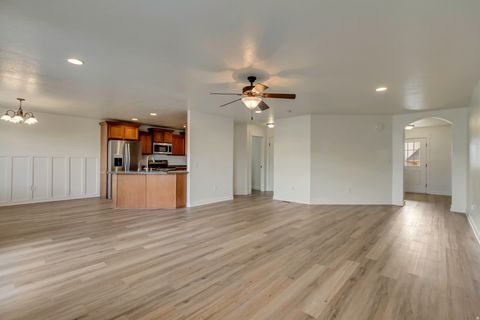 Tiny photo for 4095 E OAKLAND HILLS DR N, Eagle Mountain, UT 84005 (MLS # 2126862)