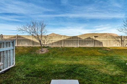 Tiny photo for 4095 E OAKLAND HILLS DR N, Eagle Mountain, UT 84005 (MLS # 2126862)