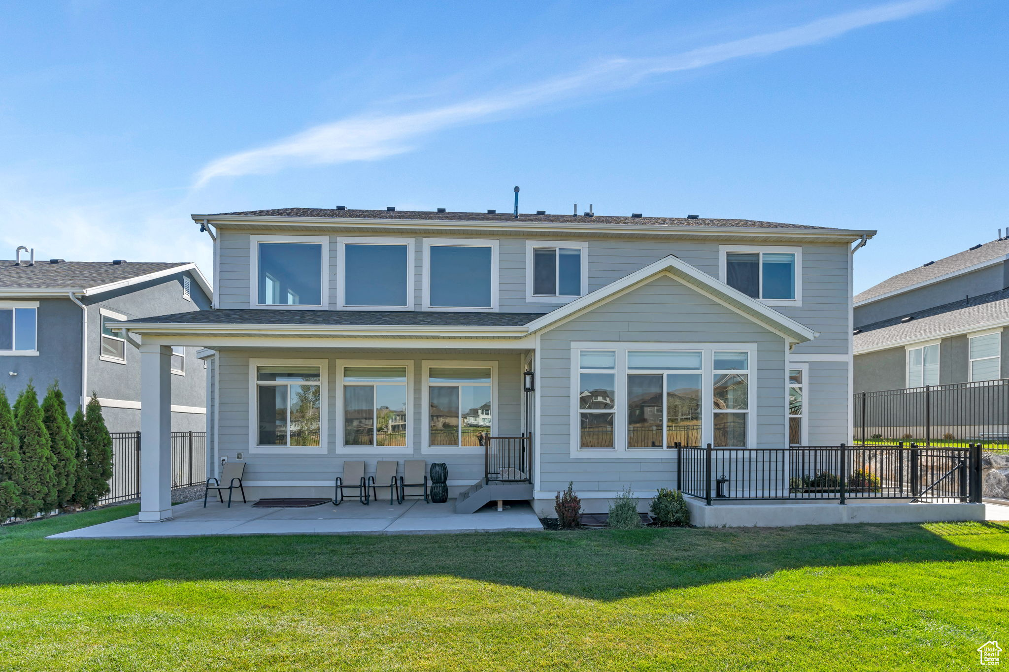 LAKESIDE - Residential