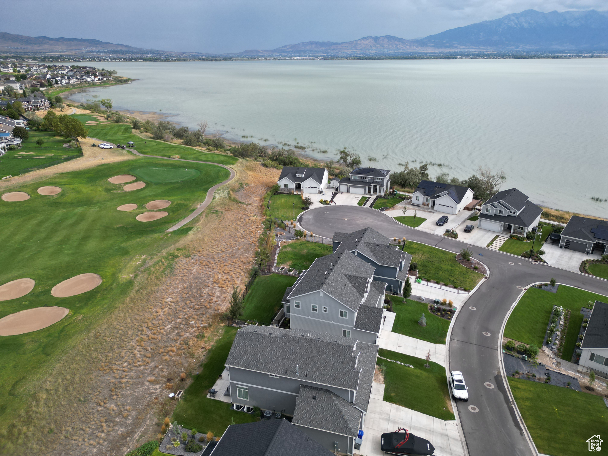 LAKESIDE - Residential