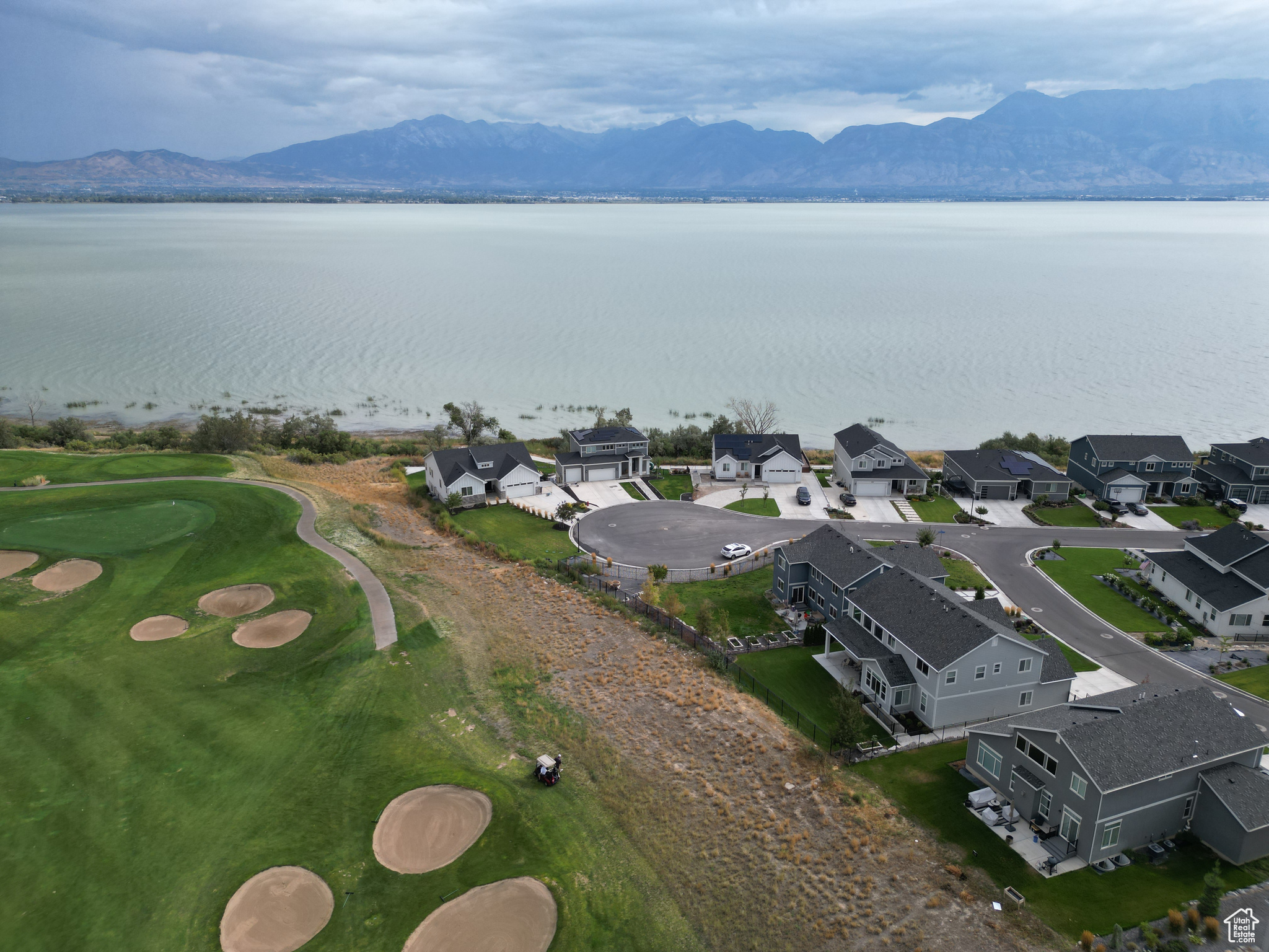 LAKESIDE - Residential