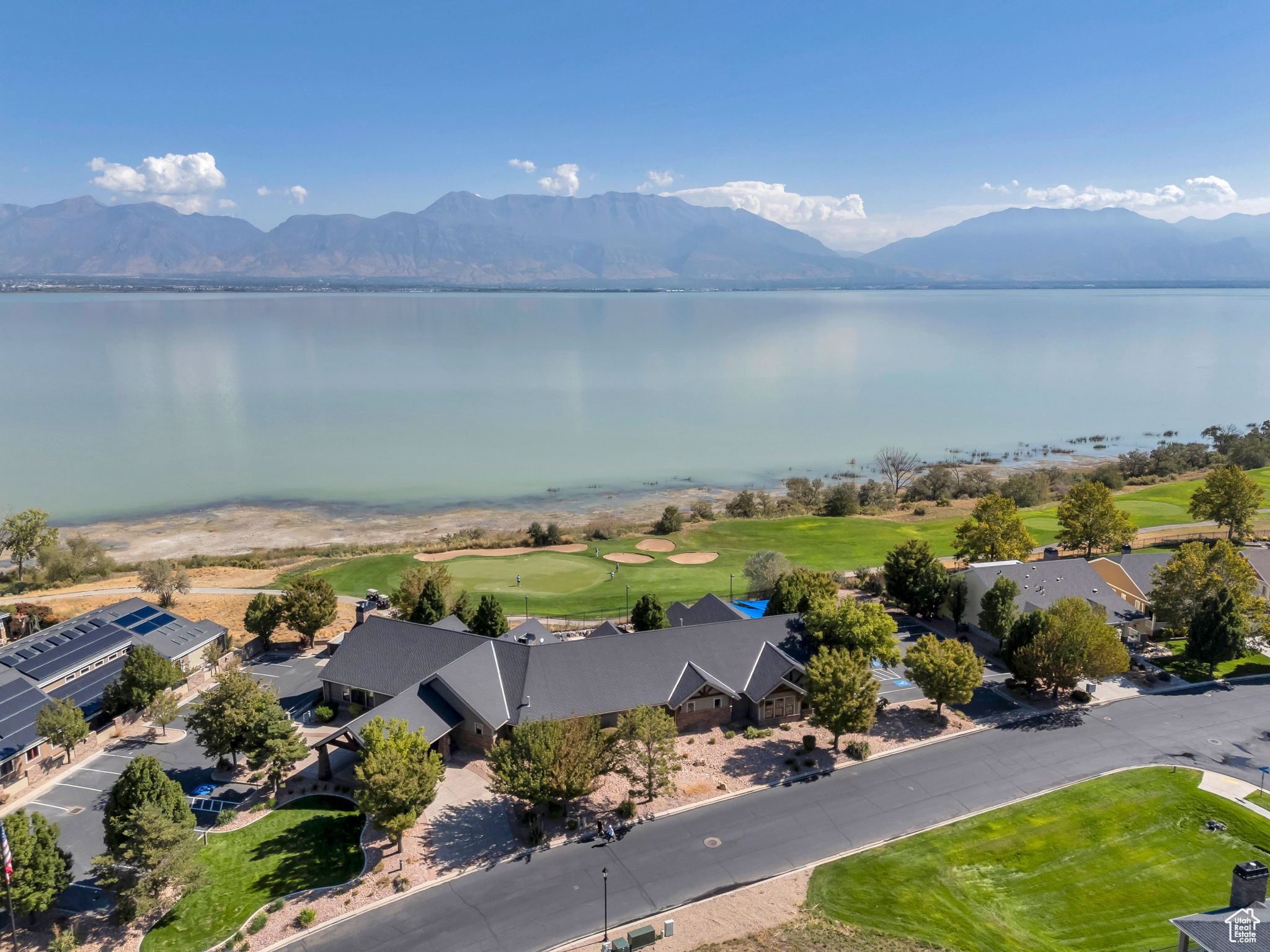 LAKESIDE - Residential