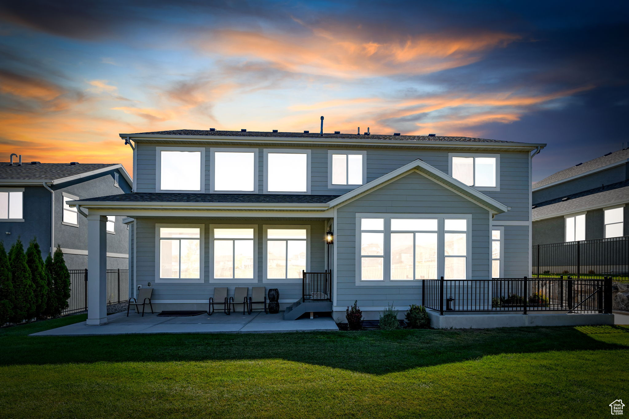 LAKESIDE - Residential