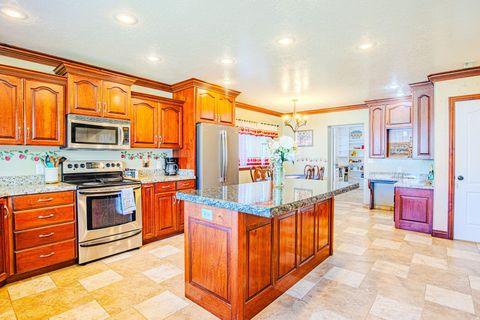 Tiny photo for 75 E MAIN ST, Wellington, UT 84542 (MLS # 2159505)