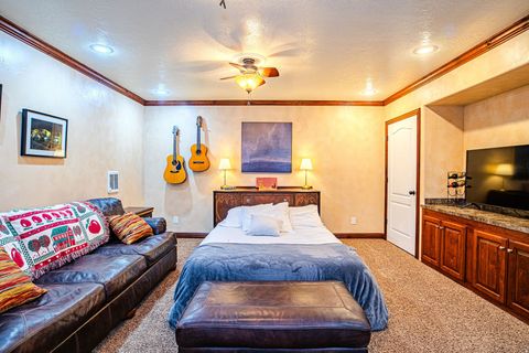 Tiny photo for 75 E MAIN ST, Wellington, UT 84542 (MLS # 2159505)
