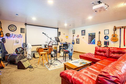 Tiny photo for 75 E MAIN ST, Wellington, UT 84542 (MLS # 2159505)