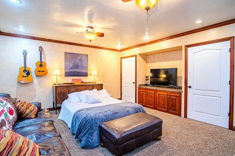 Tiny photo for 75 E MAIN ST, Wellington, UT 84542 (MLS # 2159505)