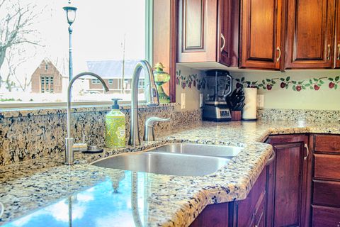 Tiny photo for 75 E MAIN ST, Wellington, UT 84542 (MLS # 2159505)
