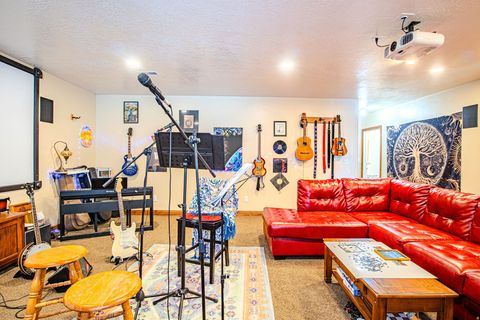 Tiny photo for 75 E MAIN ST, Wellington, UT 84542 (MLS # 2159505)