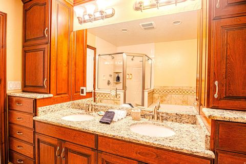 Tiny photo for 75 E MAIN ST, Wellington, UT 84542 (MLS # 2159505)