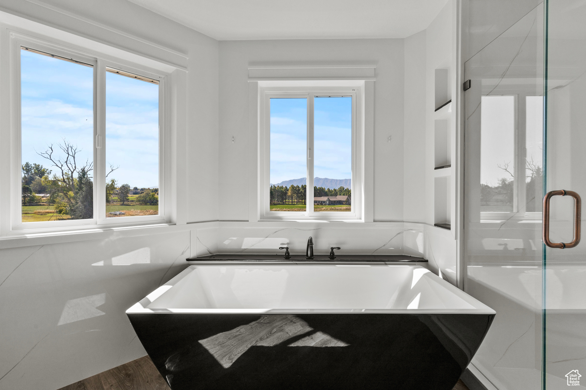 FOOTHILL HEIGHTS - Residential
