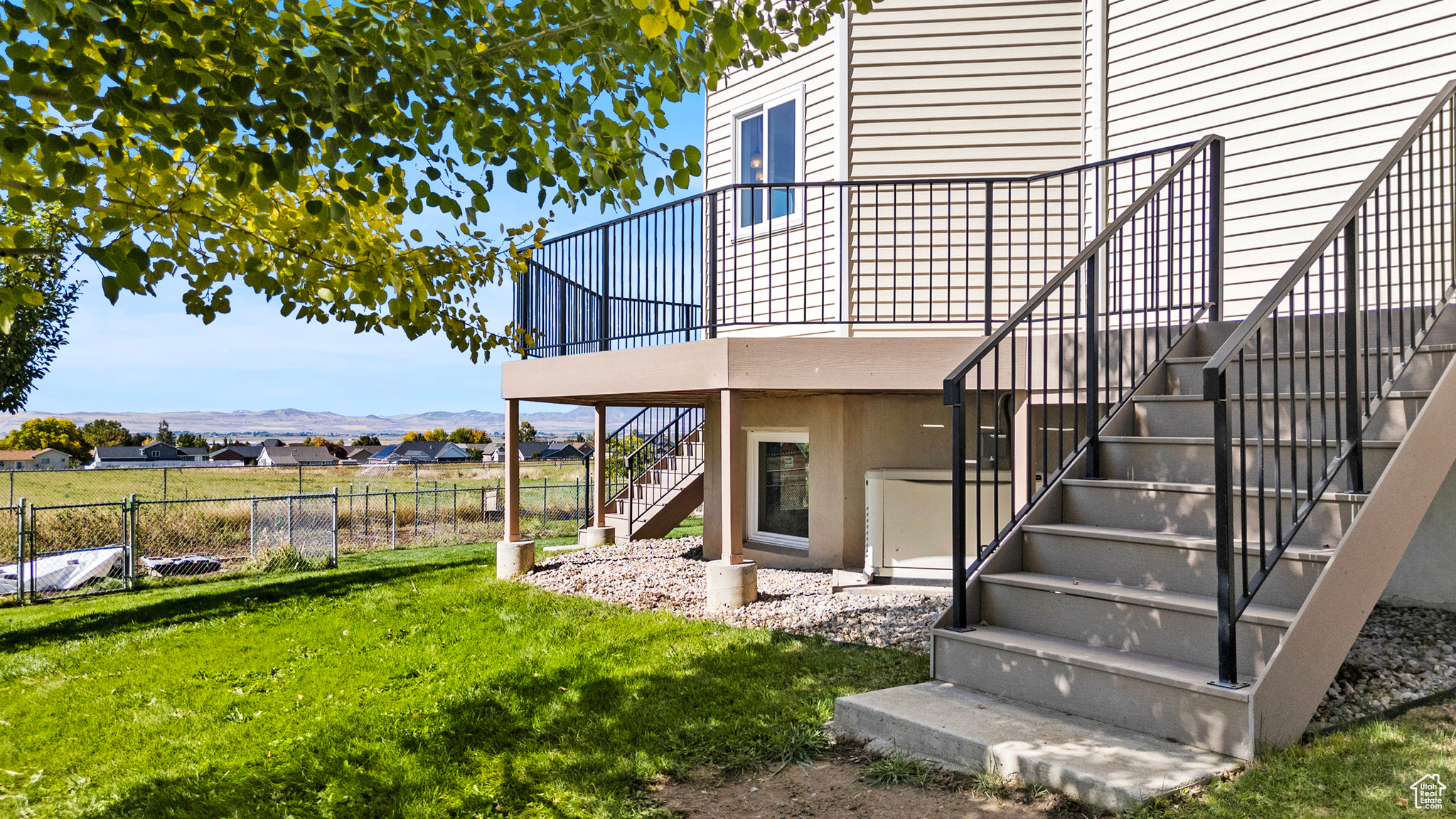FOOTHILL HEIGHTS - Residential
