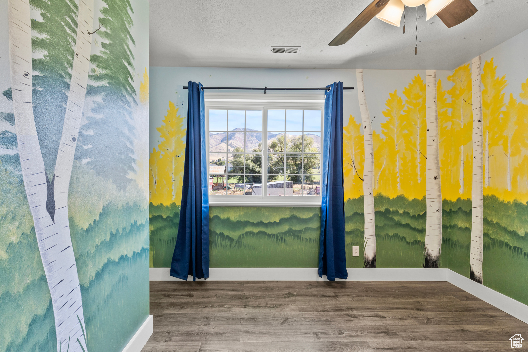 FOOTHILL HEIGHTS - Residential