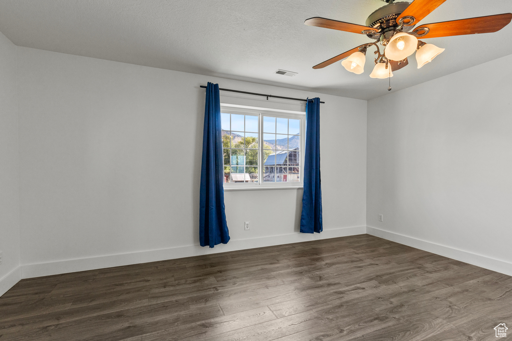 FOOTHILL HEIGHTS - Residential