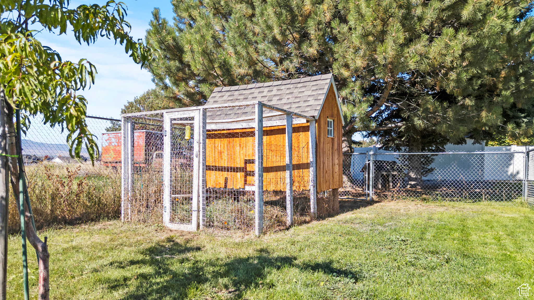 FOOTHILL HEIGHTS - Residential