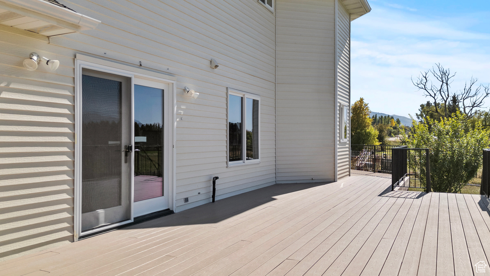FOOTHILL HEIGHTS - Residential