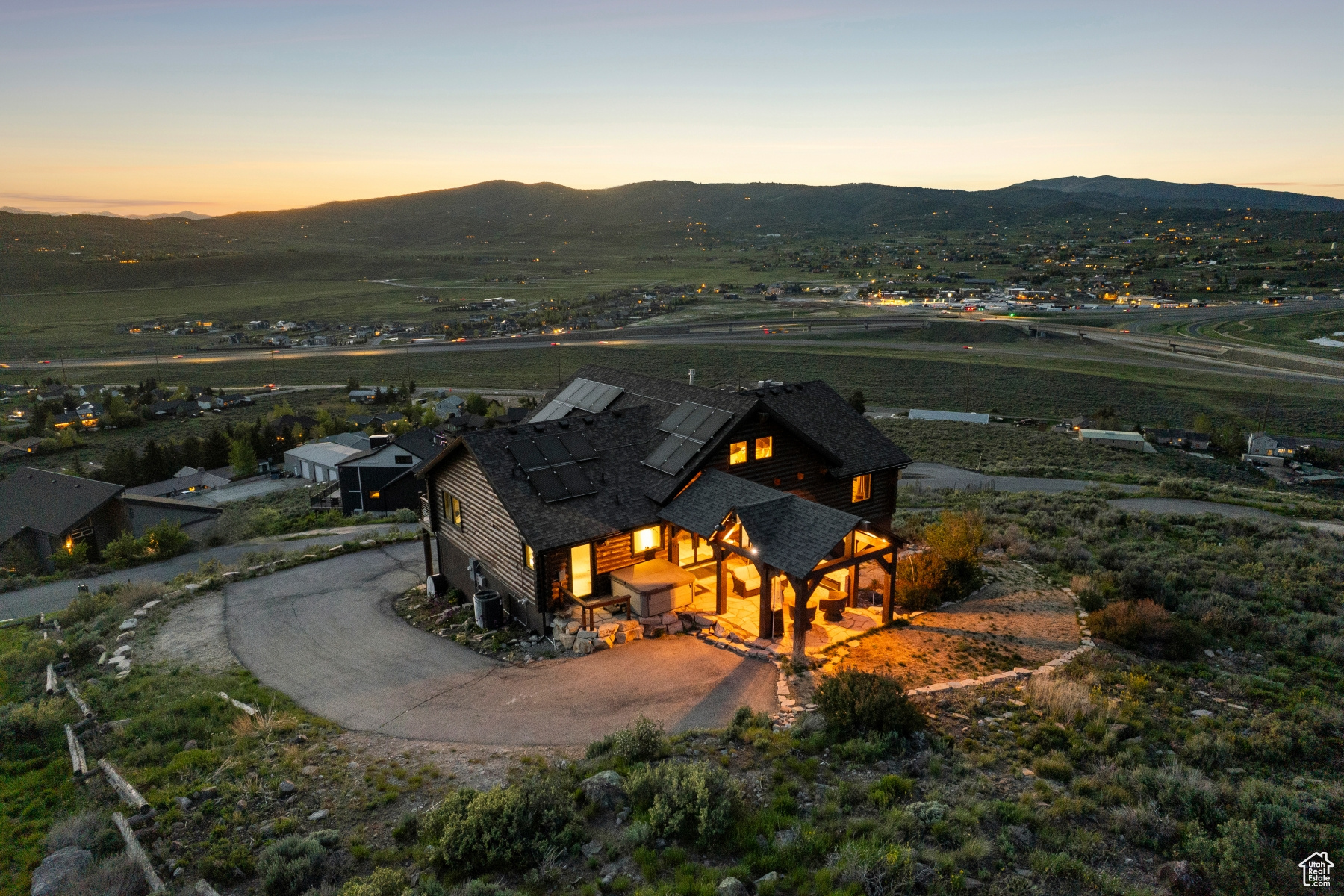 Park City, Utah 84098, United States, 6 Bedrooms Bedrooms, ,3 BathroomsBathrooms,Residential,Active,162285