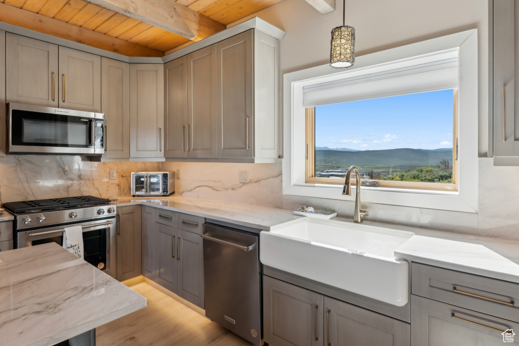 Park City, Utah 84098, United States, 6 Bedrooms Bedrooms, ,3 BathroomsBathrooms,Residential,Active,162285