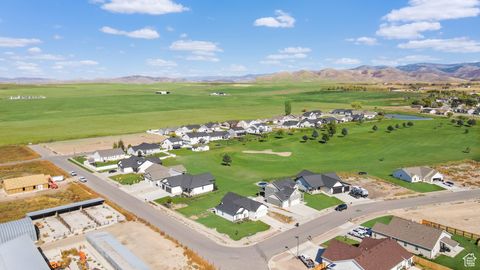 Tiny photo for 117 E EAGLE WAY, Preston, ID 83263 (MLS # 2115722)