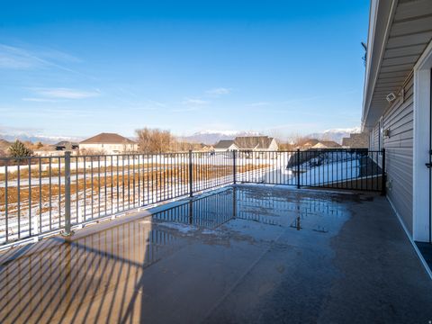 Tiny photo for 3736 W HAMMON LN S, Syracuse, UT 84075 (MLS # 2134554)
