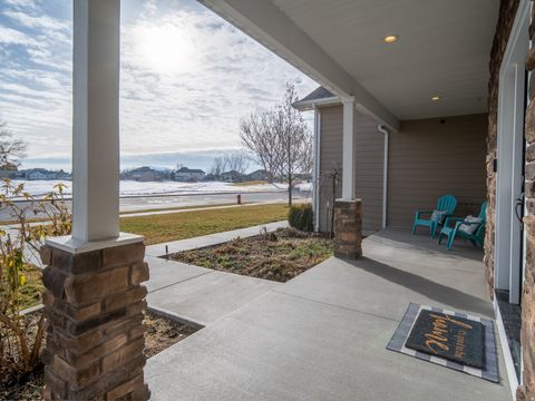 Tiny photo for 3736 W HAMMON LN S, Syracuse, UT 84075 (MLS # 2134554)