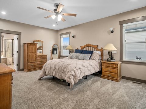 Tiny photo for 3736 W HAMMON LN S, Syracuse, UT 84075 (MLS # 2134554)