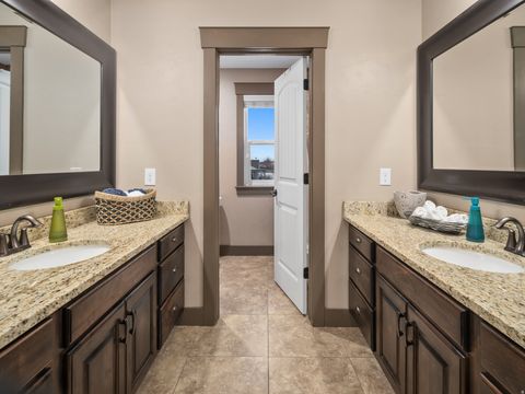 Tiny photo for 3736 W HAMMON LN S, Syracuse, UT 84075 (MLS # 2134554)