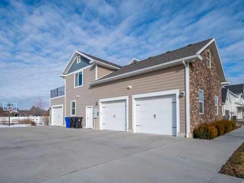 Tiny photo for 3736 W HAMMON LN S, Syracuse, UT 84075 (MLS # 2134554)