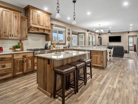 Tiny photo for 3736 W HAMMON LN S, Syracuse, UT 84075 (MLS # 2134554)