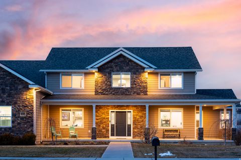 Tiny photo for 3736 W HAMMON LN S, Syracuse, UT 84075 (MLS # 2134554)